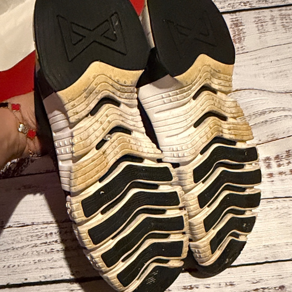 Nike Metcon Shoes - Picture 3 of 3